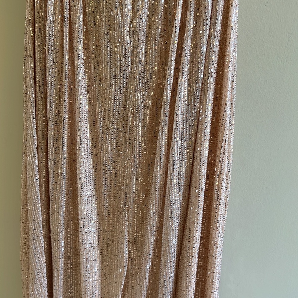 Giffniseti Formal Gown Size XL Gold Sequin New with Tags - Picture 8 of 12